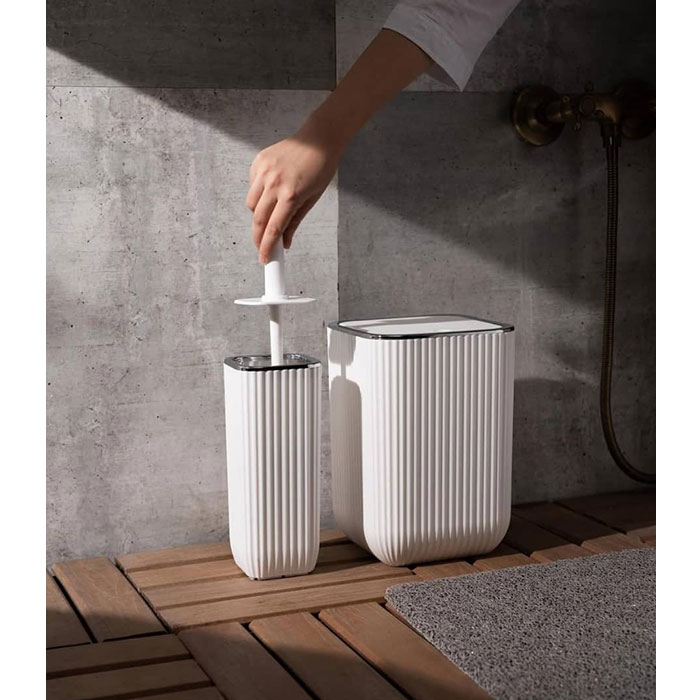 سطل و فرچه مربع بادبزنی